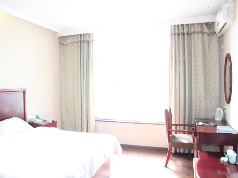 Greentree Inn Henan Kaifeng Gulou Square Express Hotel Bagian luar foto