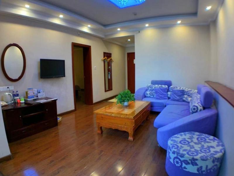 Greentree Inn Henan Kaifeng Gulou Square Express Hotel Bagian luar foto
