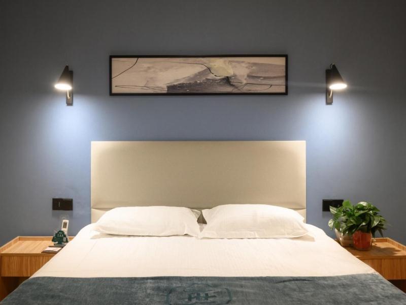 Greentree Inn Henan Kaifeng Gulou Square Express Hotel Bagian luar foto