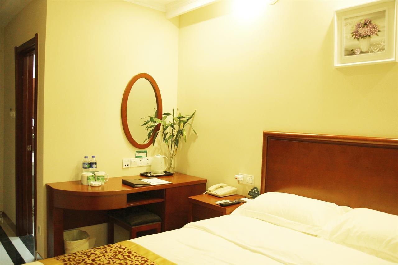 Greentree Inn Henan Kaifeng Gulou Square Express Hotel Bagian luar foto